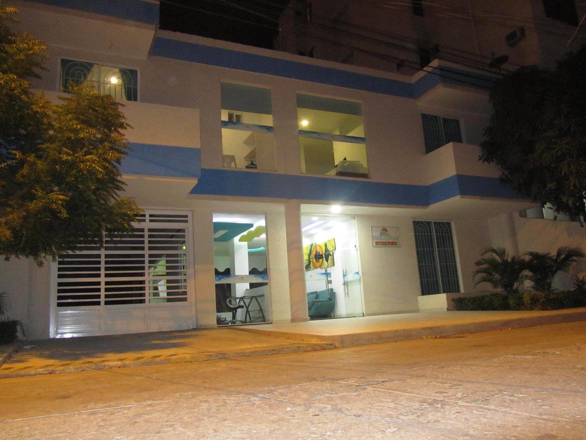 Brizzamar Hotel Santa Marta  Exteriör bild
